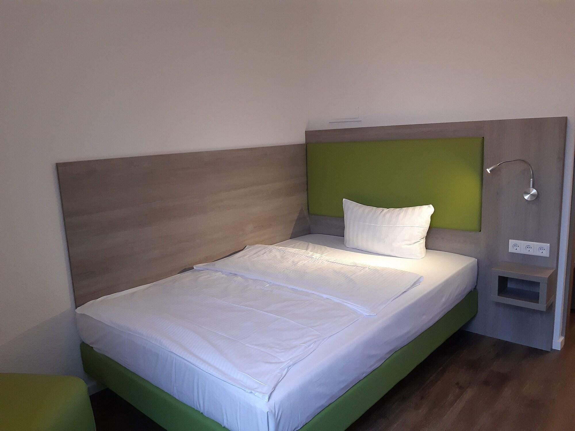 דיסלדורף Residenz Hotel Eurostar מראה חיצוני תמונה