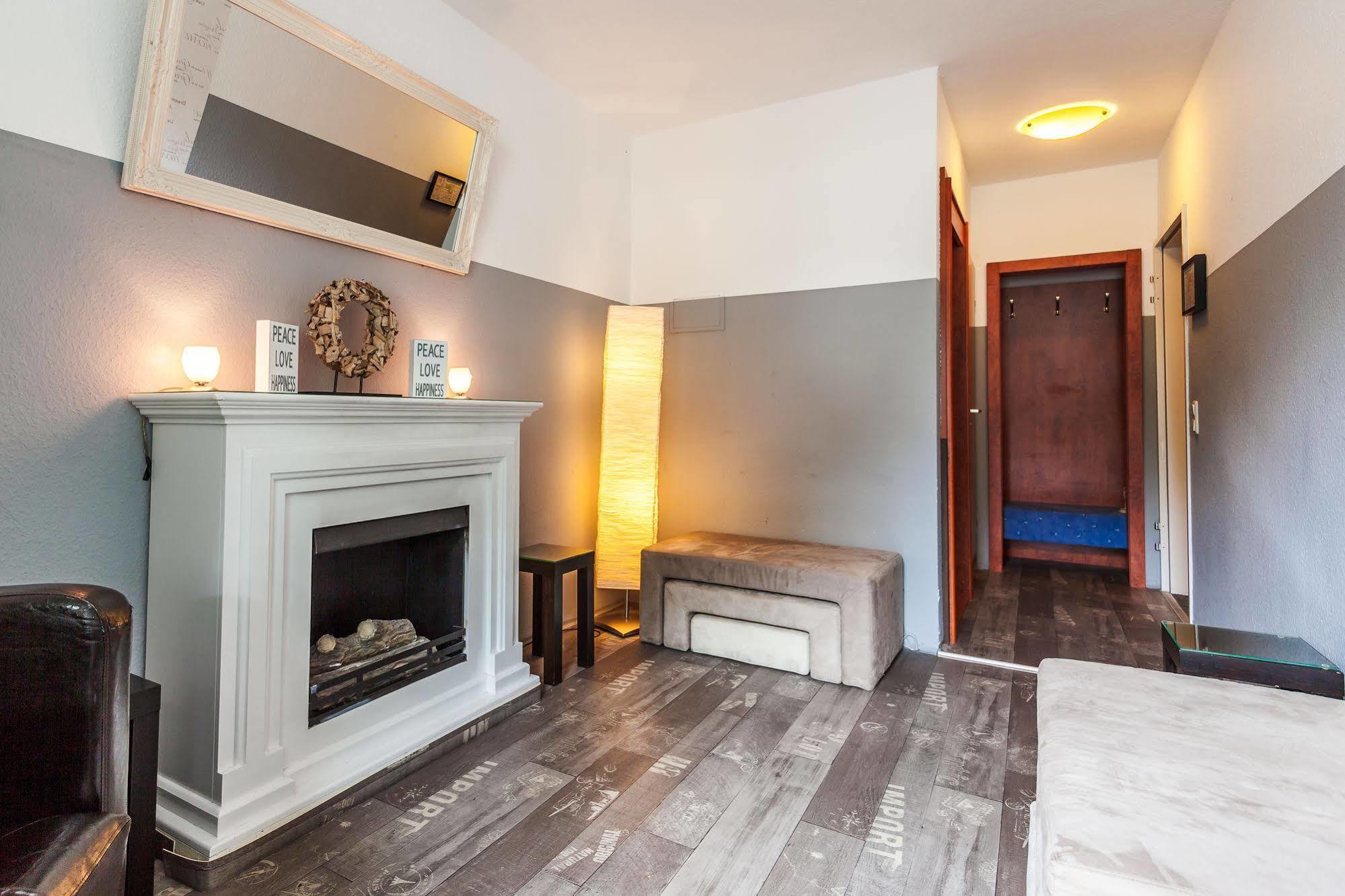 דיסלדורף Residenz Hotel Eurostar מראה חיצוני תמונה