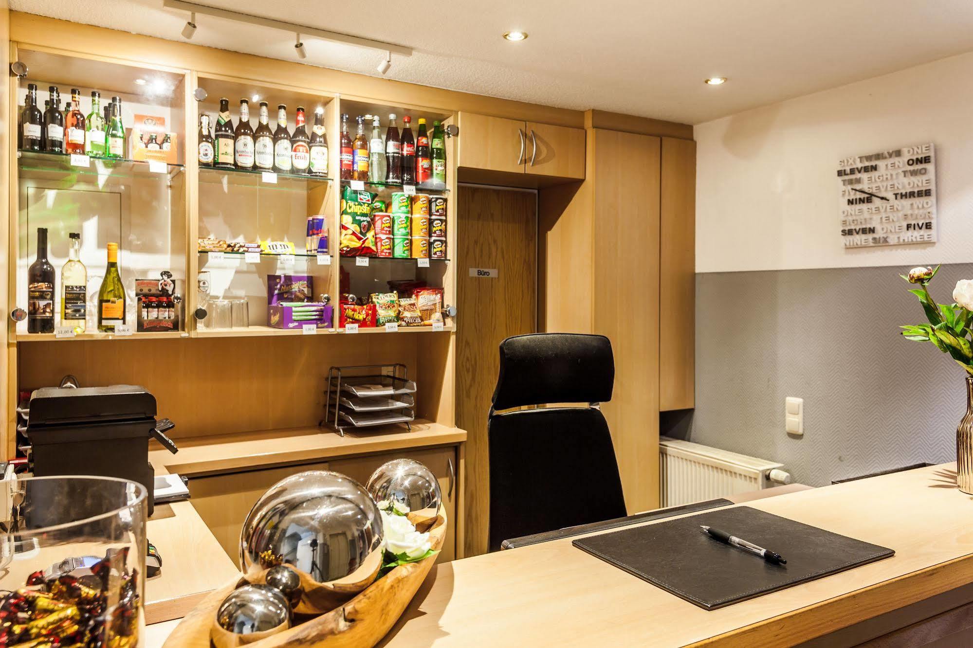 דיסלדורף Residenz Hotel Eurostar מראה חיצוני תמונה